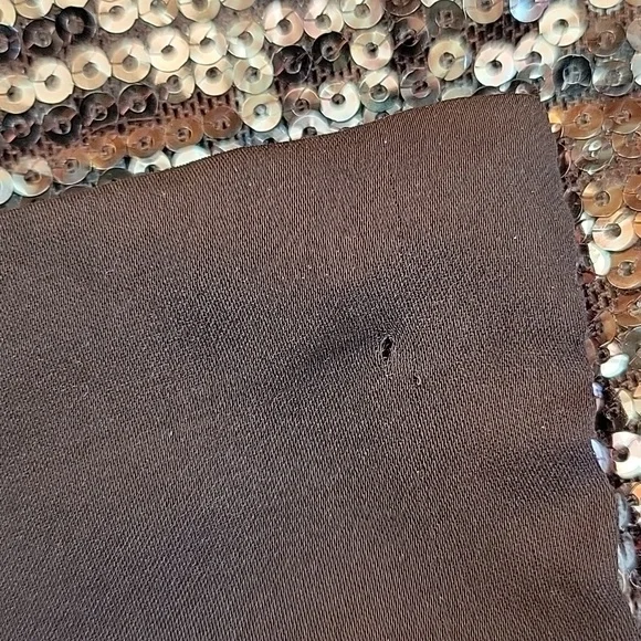 Lauren Ralph Lauren Sequined Wrap With Browntones With A Faint Plaid Pattern - Picture 4 of 7